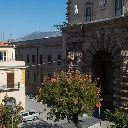 I Mori Di Porta Nuova & Terrace Bed & Breakfast 4*